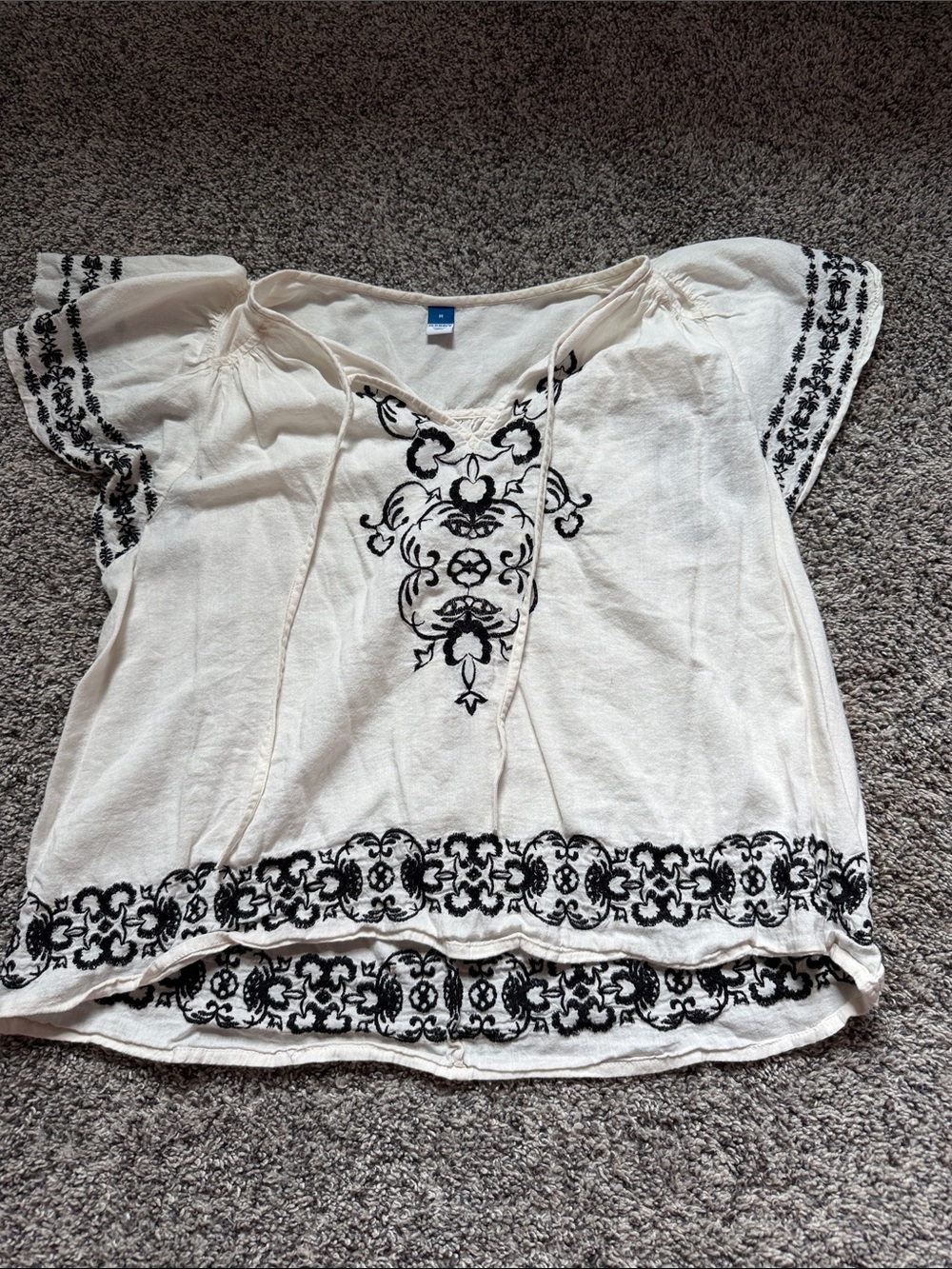 Old Navy Cream Peasant Top with Black Embroidery